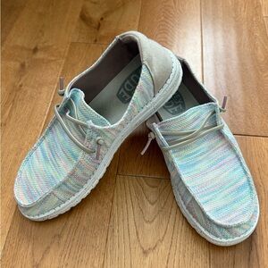 Hey Dudes - Women’s size 8
